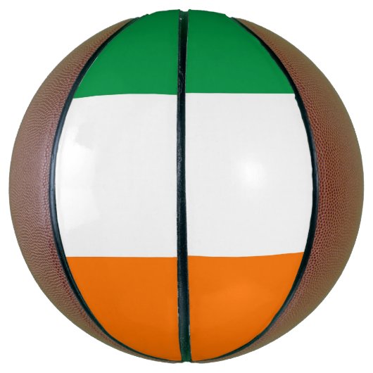 Ballon De Basket Basket-ball complet avec drapeau d'Irlande (Vertical)