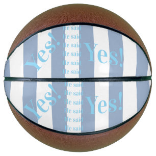 Ballon De Basket Basketball Bleu & Blanc Rayé Il a dit Oui!
