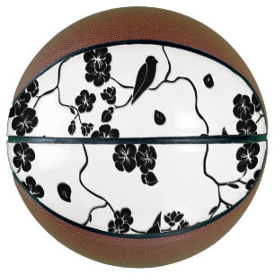 Ballon De Basket Oiseaux Motifs noirs et blancs sur les fleurs de c