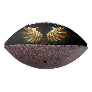 Ballon De Foot Ailes d'Ange d'or sur arrière - plan noir