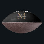 Ballon De Foot Monogramme noir tendance Monogramme féminin<br><div class="desc">Monogramme d'or noir tendance Girly Feminine Script Football</div>