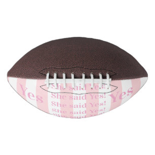 Ballon De Foot Rayure rose et blanche Elle a dit Oui ! Football S