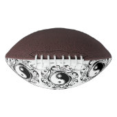 Ballon De Foot Symbole Yin et Yang Style tatouage noir et blanc (Devant)