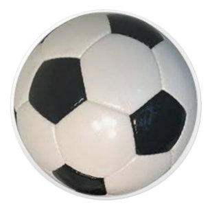Ballon de football sur les boutons en céramique et