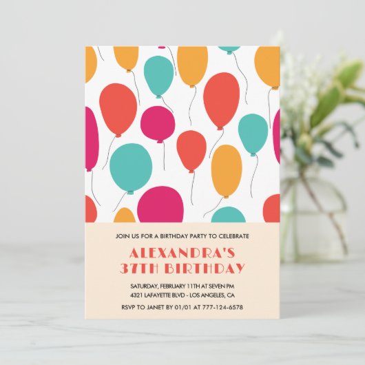 Ballons 37e anniversaire invitations Colorful (Debout devant)