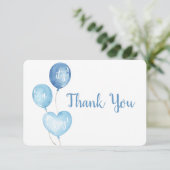 Ballons bleus Carte de remerciements garçon (Debout devant)