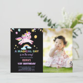 Ballons drapeaux Unicornes Anniversaire Invitation (Debout devant)