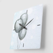 Ballons noirs et blancs horloge murale carré (Angle)