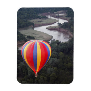Ballonvaren boven de Mara rivier Magneet