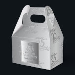 Ballotins 25e anniversaire du Mariage Silvery<br><div class="desc">Un gris argenté dégradé avec "Happy 25th Mariage Anniversary" rend ce ballotin majestueux et élégant.(Note : J'ai activé les modèles personnalisés pour votre commodité à l'avant et à l'arrière seulement.)</div>