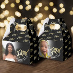 Ballotins 50e anniversaire Cinquante script or noir photo<br><div class="desc">Cinquante écriture or effet deux faces de la fête photo les boîtes de faveur. Personnalisez ce ballotin de script de soirée de 50e anniversaire avec votre propre nom de fille d'anniversaire et deux photos de votre fille d'anniversaire ou garçon un de chaque côté. D'autres années et articles correspondants sont disponibles...</div>