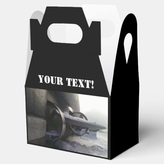 Ballotins Ancien sous-marin rouillé (Ouvert)