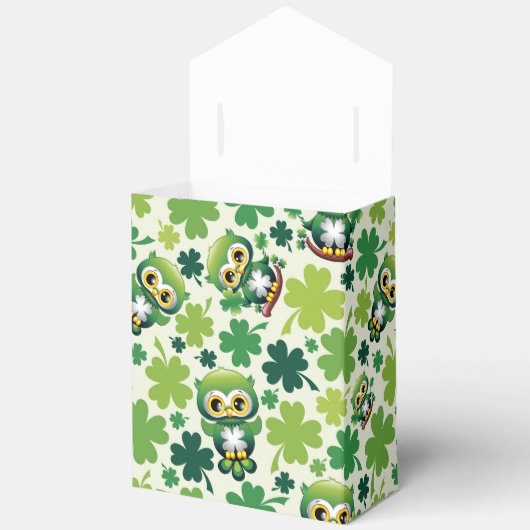 Ballotins Baby Owl Cute St Patrick Cartoon (Ouvrir)