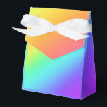 Ballotins Ballotin de dégradé arc-en-ciel lumineux<br><div class="desc">Belle et colorée ! Cette impression joyeuse est parfaite pour vos vêtements colorés,  accessoires de maison,  cadeaux et accessoires sur Zazzle! Conçu dans le magnifique Etat de Washington,  aux Etats-Unis,  par un artiste indépendant.</div>