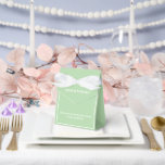 Ballotins Ballotin de traitement de fête<br><div class="desc">Cette boîte de faveur de partie est affichée dans une couleur de sage élégante. Customisez cet élément et modifiez l'exemple de texte sur le vôtre. Astuce : Ajoutez simplement vos bonnes friandises et ajoutez un ruban festif.</div>