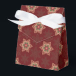Ballotins Ballotin rouge Holly Star<br><div class="desc">Cette motif festive et élégante ajoute un charme d'antan à vos décorations de vacances. L'étoile sainte évoque un design celte. L'arrière - plan a une conception subtile de la nature et des flocons de neige inspirés des feuilles. Les couleurs et les oeuvres d'art saintes de ce design se coordonnent avec...</div>