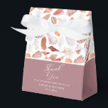 Ballotins Beach Seashells Aquarelle Côte Chic Mariage<br><div class="desc">Beach Seashells Watercolor Coastal Chic Wedding Favor Boxes présente un joli motif de coquillages sur un arrière - plan blanc avec le texte "Merci" dans le script moderne et personnalisé avec vos noms et date. Au contraire, votre mot-clic sur les médias sociaux. Idéal pour les mariages et événements côtiers et...</div>