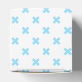 Ballotins Bébé bleu croix coutures sur blanc (Haut)