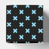 Ballotins Bébé croix bleu coutures sur noir (Haut)