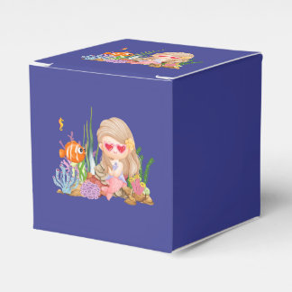 Ballotins Belle sirène BRUNET HAIR jouant dans la mer