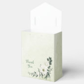 Ballotins Belles fleurs blanches feuilles vertes mariage (Ouvert)
