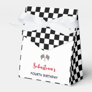 Ballotins Besoin d'un quatrième anniversaire de enfant à qua