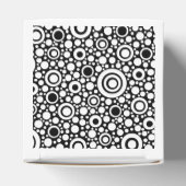 Ballotins Black Dots & Circles Grid + your backgr. & (Haut)