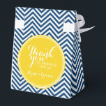 Ballotins Bleu de marine Chevrons - Mariage Remerciement<br><div class="desc">Un design géométrique audacieux dans des couleurs fraîches et tendance. Si vous devez ajuster les monogrammes,  cliquez sur le bouton Personnaliser et apportez vos modifications.</div>