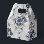 Ballotins Bleu marine et argent Victorian Floral Damask<br><div class="desc">Dazzling vintage motif damassé floral ballotin dans les accents de bleu marine et d'argent.</div>