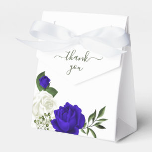 Ballotins bleu royal & fleurs blanches verdure mariage