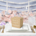 Ballotins Boîte de cadeaux de fête<br><div class="desc">La boîte de cadeaux de fête est présentée dans une couleur de brindille.
Vous pouvez personnaliser cet article en remplaçant le texte exemple.
Astuce : ajoutez vos friandises et un ruban de fête.</div>