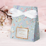 Ballotins Boîte de faveur de fleurs sauvages élégante quelqu<br><div class="desc">Ajoutez une touche personnelle à vos faveurs de mariage avec la Boîte de faveur de fleurs sauvages élégante quelque chose de bleu. Ornée de délicates fleurs sauvages aquarelles sur un fond bleu tranquille, cette boîte de faveur complète votre thème de mariage bohème chic. Elle fait partie de la collection de...</div>