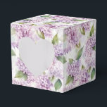 Ballotins Boîte de friandises à motif lilas<br><div class="desc">La boîte de faveurs de fête est présentée avec une impression florale de lilas. 
Personnalisez cet article ou achetez tel quel.
Conseil : Ajoutez simplement vos excellentes friandises et un ruban de fête.



Image sous licence</div>