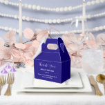 Ballotins Boîte de friandises pour fête<br><div class="desc">La boîte de cadeaux de fête est présentée dans une élégante couleur bleu royal.
Personnalisez cet article et remplacez le texte exemple par le vôtre.
Astuce : il suffit d'ajouter vos délicieuses friandises et un ruban de fête.</div>