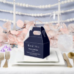 Ballotins Boîte de friandises pour fête<br><div class="desc">La boîte de faveur de fête est présentée dans une élégante couleur bleu marine.
Personnalisez cet article et remplacez le texte échantillon par le vôtre.
Astuce : il suffit d'ajouter vos délicieuses friandises et un ruban de fête.</div>