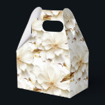 Ballotins Boîte de friandises pour fête<br><div class="desc">La boîte de faveurs de fête est illustrée dans une jolie impression florale ivoire et or. Personnalisez cet article et ajoutez-y ou achetez-le tel quel. Astuce : Ajoutez-y un autocollant avec des noms et ajoutez du ruban joli. Image sous licence Astuce : Il suffit d'ajouter vos excellentes friandises et du...</div>