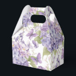 Ballotins Boîte de friandises pour fête<br><div class="desc">La boîte de faveur de fête est présentée dans une jolie impression d'aquarelle florale d'hortensia violet. Personnalisez cet article et ajoutez-y ou achetez-le tel quel. Conseil : Ajoutez-y un autocollant avec des noms et ajoutez du ruban joli. Image sous licence Conseil : Ajoutez simplement vos excellentes friandises et ajoutez du...</div>