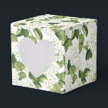 Ballotins Boîte de friandises pour fête avec impression d'ho<br><div class="desc">La boîte de faveur de fête est présentée avec une impression florale d'hortensia blanc. 
Personnalisez cet article ou achetez-le tel quel.
Conseil : Ajoutez simplement vos excellentes friandises et un ruban de fête.



Image sous licence</div>