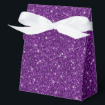 Ballotins Boîte de friandises pour fête glitter<br><div class="desc">La boîte de cadeaux de fête est présentée avec une impression de paillettes fausses de couleur violette festive.
Parfait pour offrir des friandises en cadeau. Personnalisez cet article ou achetez-le tel quel.
Conseil : il suffit d'ajouter vos excellentes friandises et d'y ajouter un joli ruban.




Impression sous licence</div>