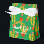 Ballotins Boîte de remerciement avec impression de cactus po<br><div class="desc">Boîte de remerciement personnalisée avec impression de cactus pour fiesta mexicaine avec petit nœud. Boîtes en forme de tente avec design de plante mignon. Idée de cadeau personnalisé pour les amis et la famille. Design élégant avec typographie script élégante. Changez la quantité pour obtenir le prix de gros discount. Faveurs...</div>