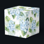 Ballotins Boîte de traitement pour partie d'impression Hydra<br><div class="desc">La boîte de faveur de la fête est affichée avec une impression florale d'hydrangée. Customisez cet objet ou achetez tel quel. Astuce : Ajoutez simplement vos bonnes friandises et ajoutez un ruban festif. Image sous licence</div>
