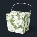 Ballotins Boîte de traitement pour partie d'impression Hydra<br><div class="desc">La boîte de faveur de la fête est affichée avec une impression florale d'hydrangée blanche. Customisez cet objet ou achetez tel quel. Astuce : Ajoutez simplement vos bonnes friandises et ajoutez un ruban festif. Image sous licence</div>