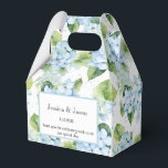 Ballotins Boîte de traitement pour partie d'impression Hydra<br><div class="desc">La boîte de faveur de la fête est affichée avec une impression florale d'hydrangée. Customisez cet élément et modifiez l'exemple de texte sur le vôtre. Astuce : Ajoutez simplement vos bonnes friandises et ajoutez un ruban festif. Image sous licence</div>