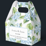 Ballotins Boîte de traitement pour partie d'impression Hydra<br><div class="desc">La boîte de faveur de la fête est affichée avec une impression florale d'hydrangée. Customisez cet élément et modifiez l'exemple de texte sur le vôtre. Astuce : Ajoutez simplement vos bonnes friandises et ajoutez un ruban festif. Image sous licence</div>
