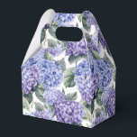 Ballotins Boîte de traitement pour partie d'impression Hydra<br><div class="desc">La boîte de faveur de la fête est affichée avec une impression florale d'hydrangée. Customisez cet objet ou achetez tel quel. Astuce : Ajoutez simplement vos bonnes friandises et ajoutez un ruban festif. Image sous licence</div>