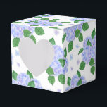 Ballotins Boîte de traitement pour partie d'impression Hydra<br><div class="desc">La boîte de faveur de la fête est affichée avec une impression florale d'hydrangée. Customisez cet objet ou achetez tel quel. Astuce : Ajoutez simplement vos bonnes friandises et ajoutez un ruban festif.</div>