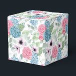 Ballotins Boîte de traitement pour partie d'impression Hydra<br><div class="desc">La boîte de faveur de la fête est affichée avec une impression florale d'hydrangée. Customisez cet objet ou achetez tel quel. Astuce : Ajoutez simplement vos bonnes friandises et ajoutez un ruban festif.</div>