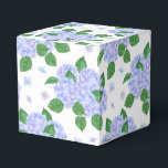 Ballotins Boîte de traitement pour partie d'impression Hydra<br><div class="desc">La boîte de faveur de la fête est affichée avec une impression florale d'hydrangée. Customisez cet objet ou achetez tel quel. Astuce : Ajoutez simplement vos bonnes friandises et ajoutez un ruban festif.</div>