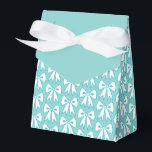 Ballotins Boîtes de faveurs Elegant Aqua Bow<br><div class="desc">Le design est issu de l'art original.</div>