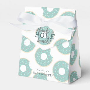 Ballotins Cadeau vert de baby shower de Merci de beignet